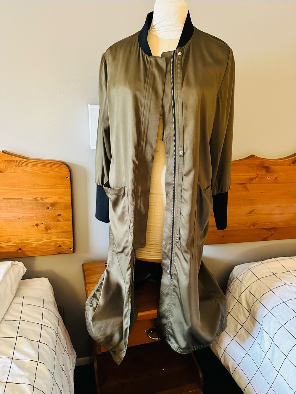 Soia & Kyo Bia Bonsai Long Bomber Two-Tone Olive and Black Coat L - Picture 13 of 16